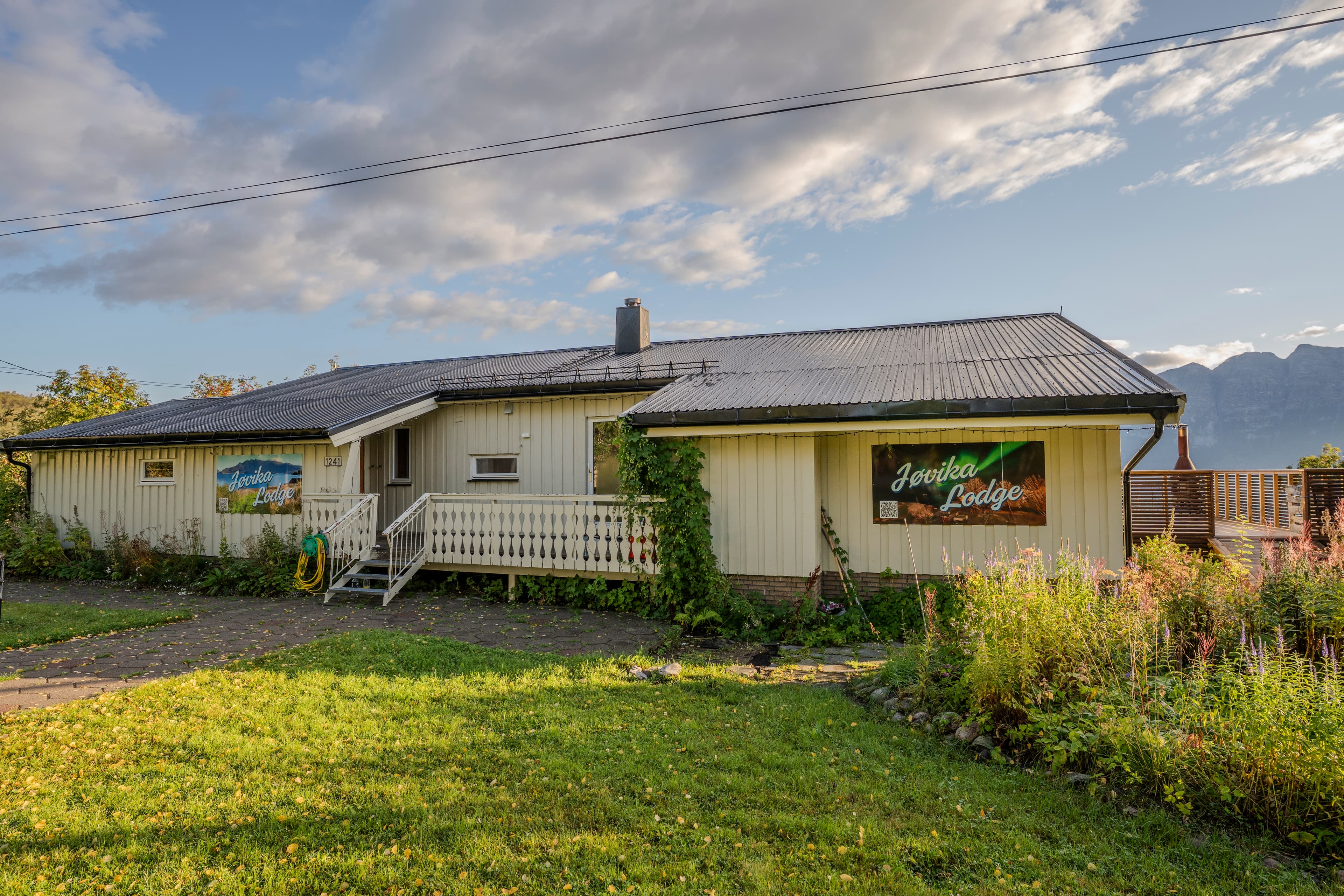 Jøvika Lodge exterior 10